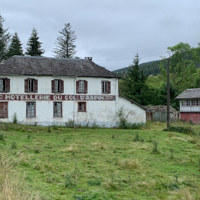 Voormalig hotel Col d' Aspin